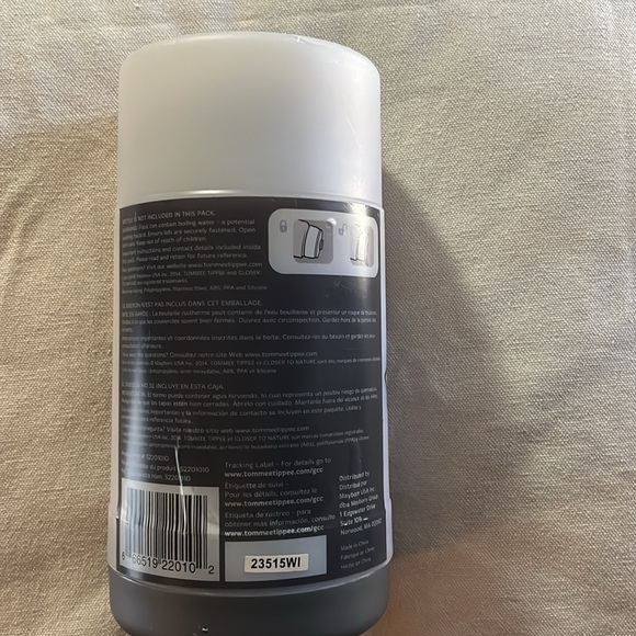 New with labels TOMMEE TIPPEE Closer to Nature Travel Bottle & Food Warmer - Picture 2 of 8